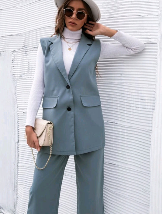 Blazer and tailored Pants